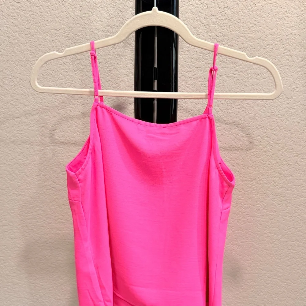 Top - Picture 2 of 2